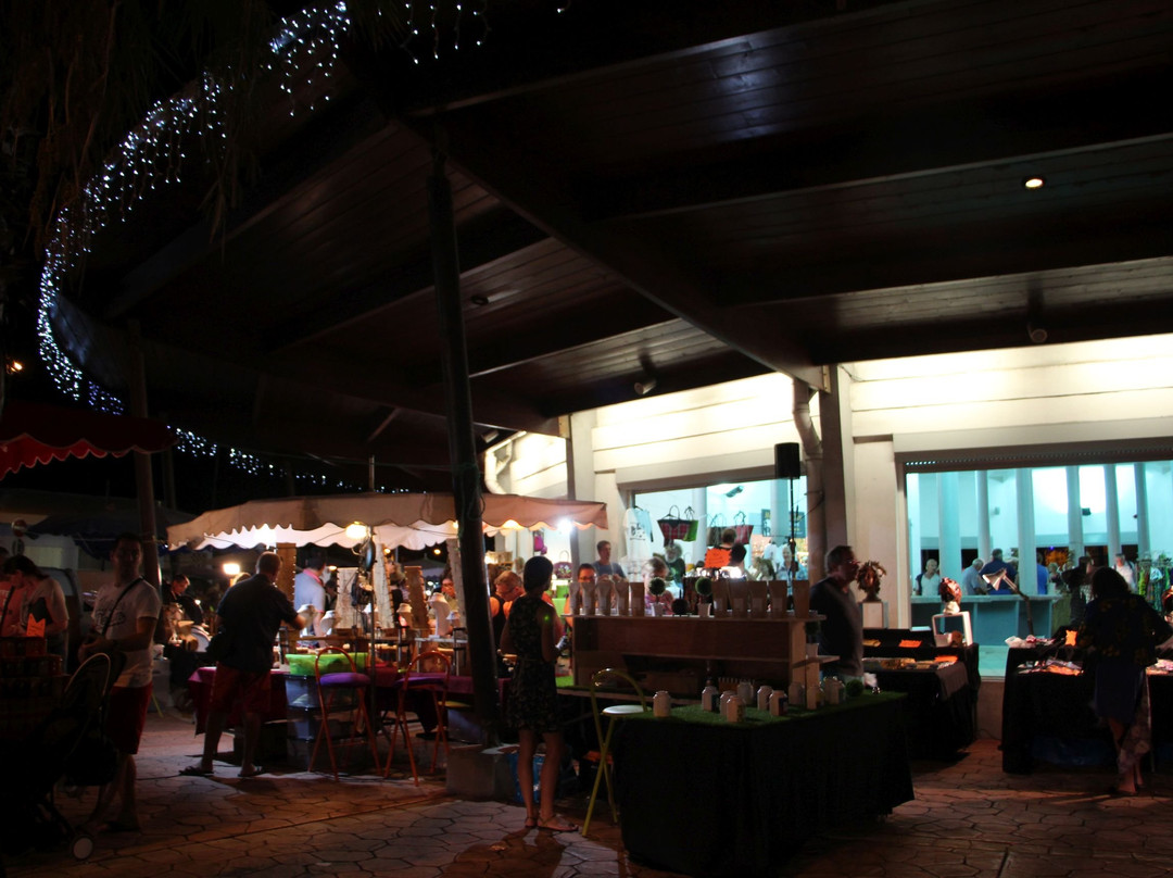 Marche Nocturne de Saint Francois-Saint Francois必去景点