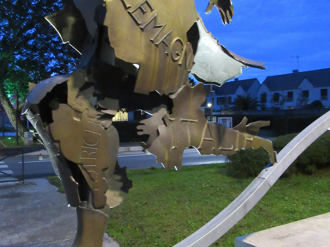 Sculpture "L'Europe"景点图片