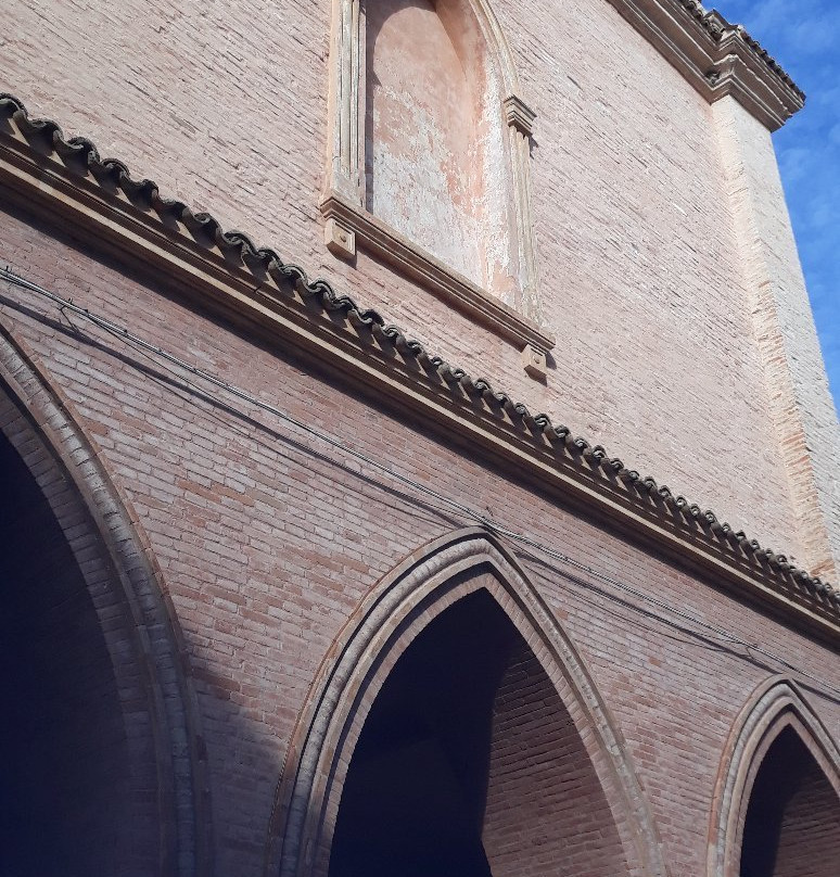 Chiesa di San Francesco-Ostra必去景点
