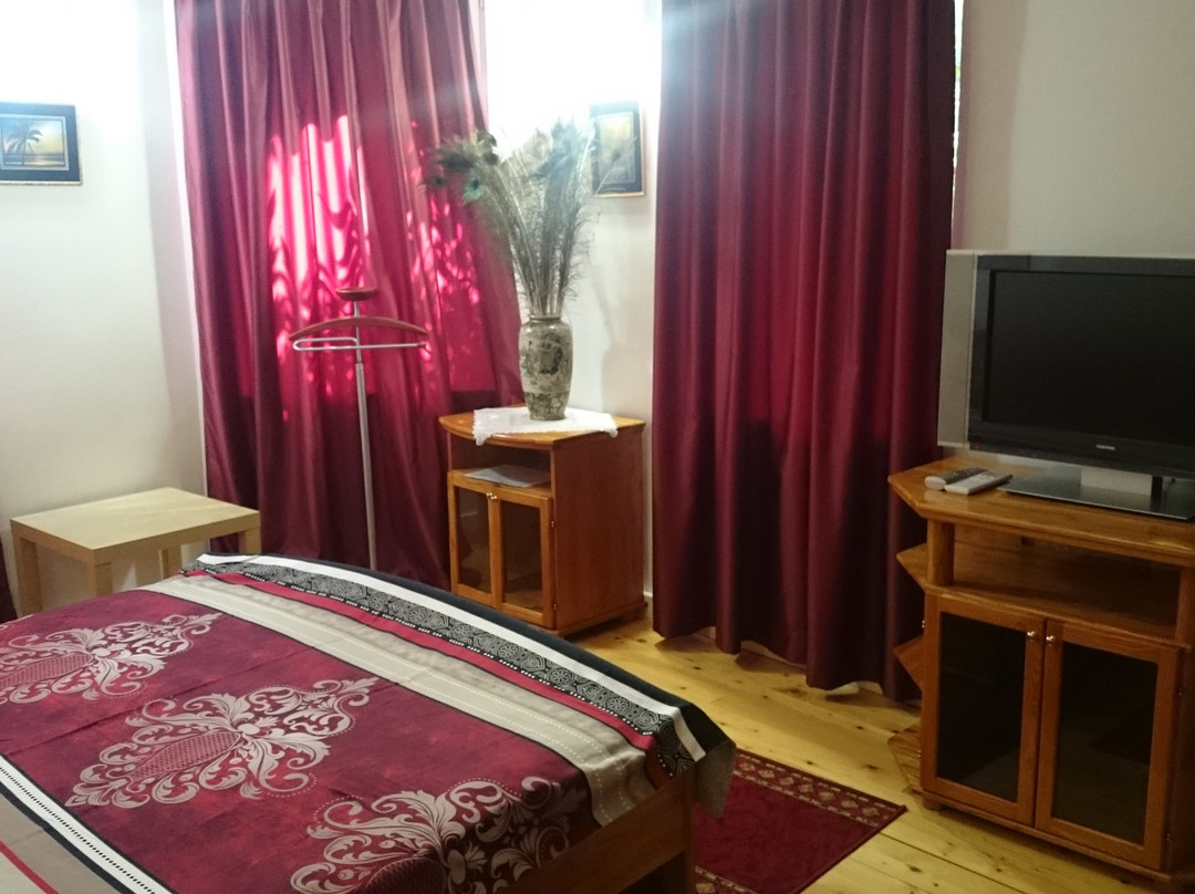 里米尼俱乐部酒店主图