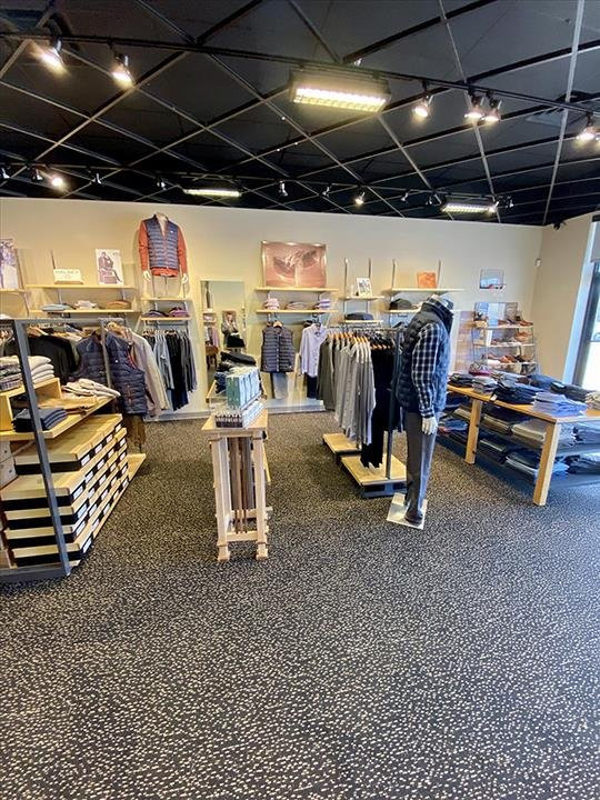 Robert Redding Menswear-布卢明顿必去景点