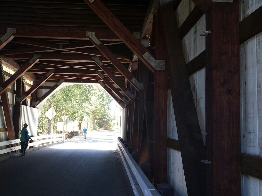 Azalea旅游景点-The Wimer Covered Bridge