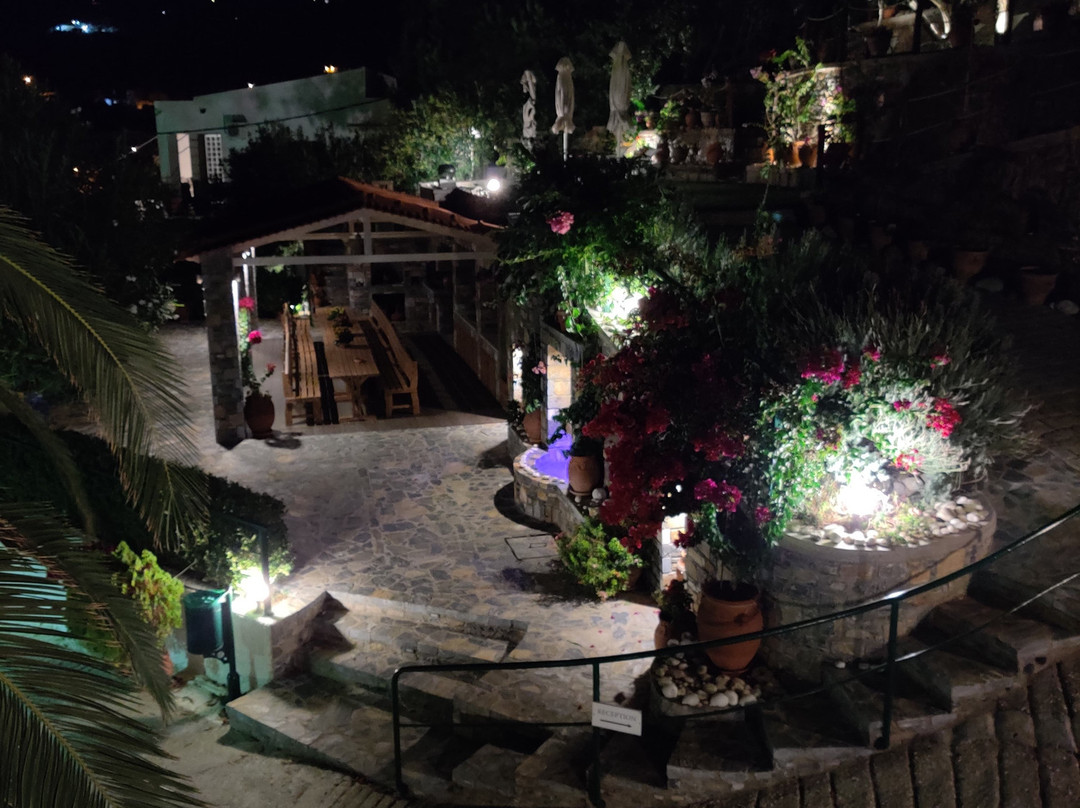 Maria's Apartments主图