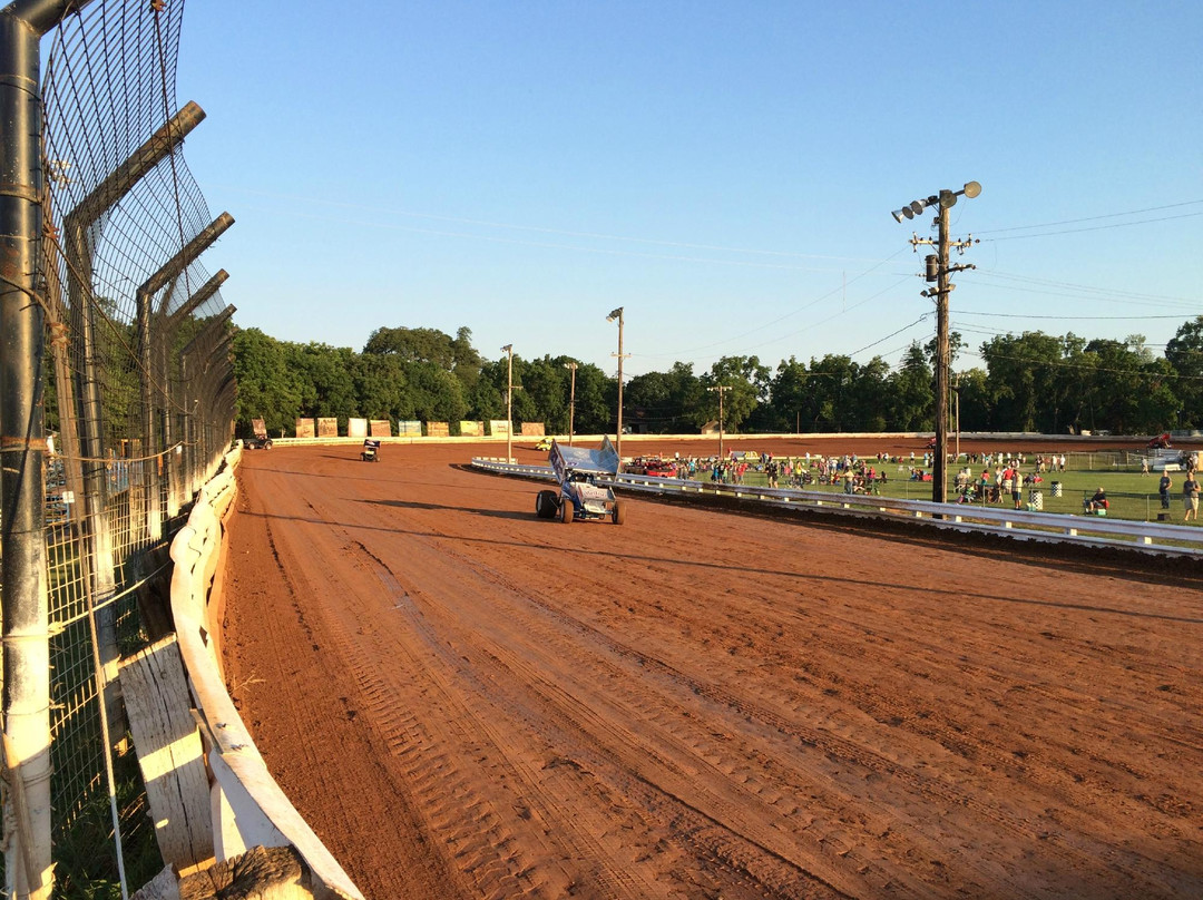 梅卡尼克斯堡旅游景点-Williams Grove Speedway