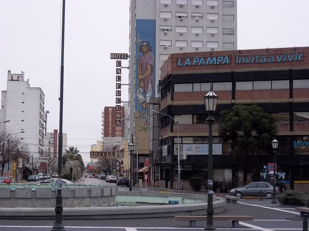 Ataliva Roca旅游景点-Mercado Artesanal