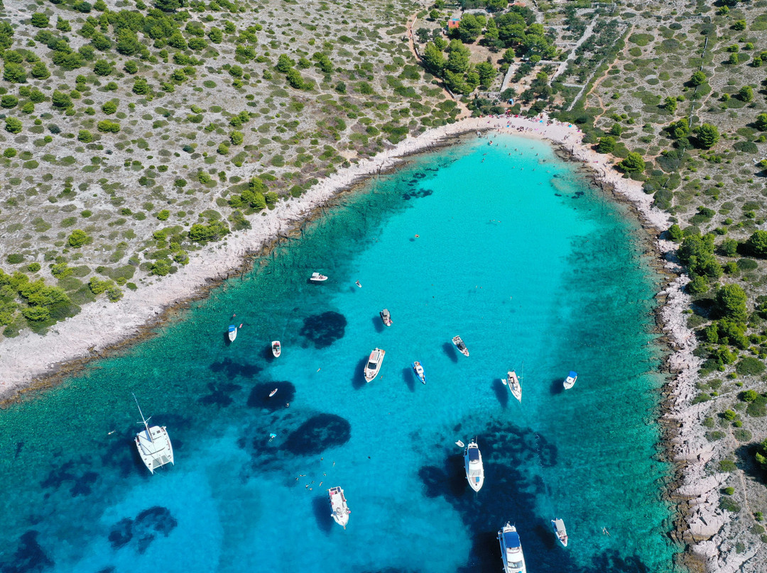 Archipelago Tours-希贝尼克必去景点