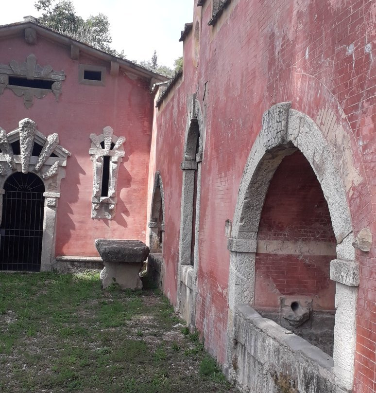 Fonte della Fata Morgana-Grassina必去景点