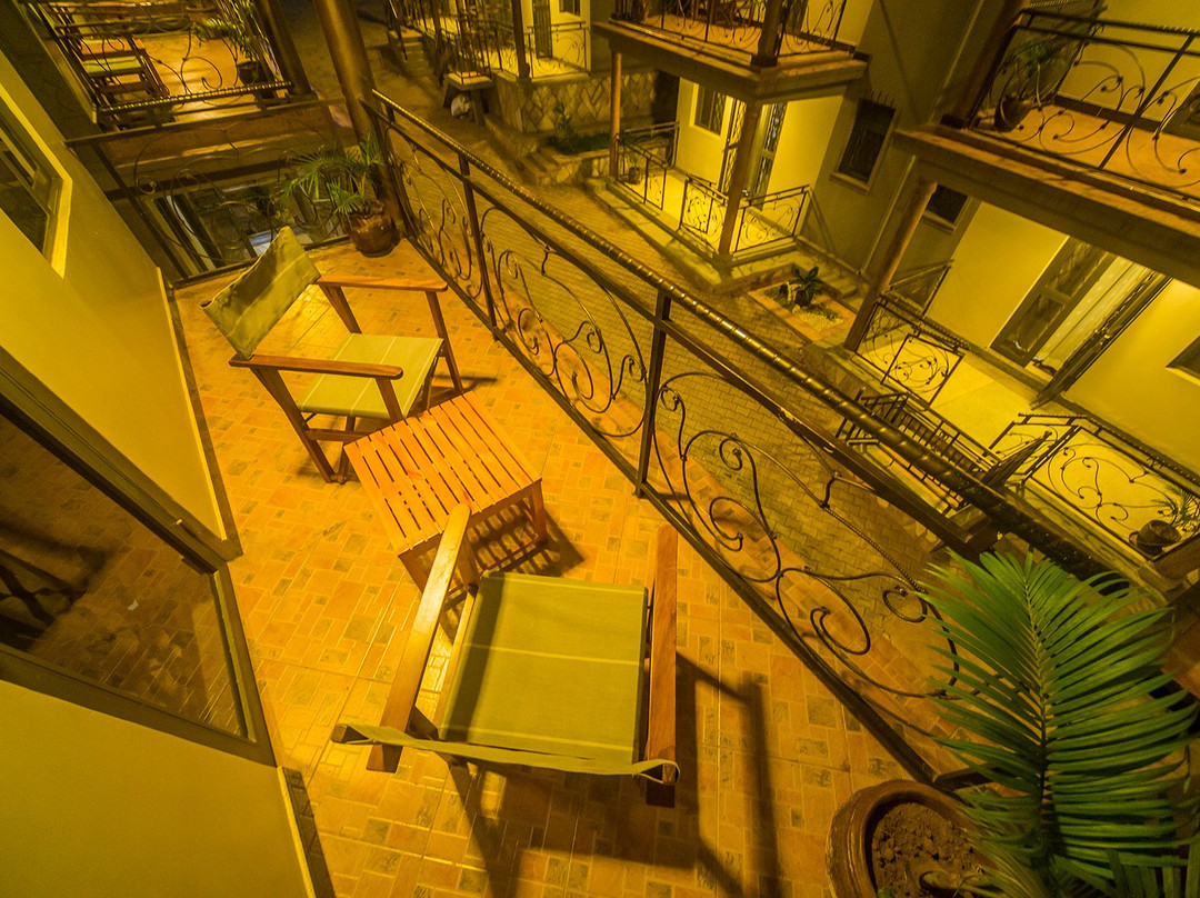 Victoria Breeze Apartments主图