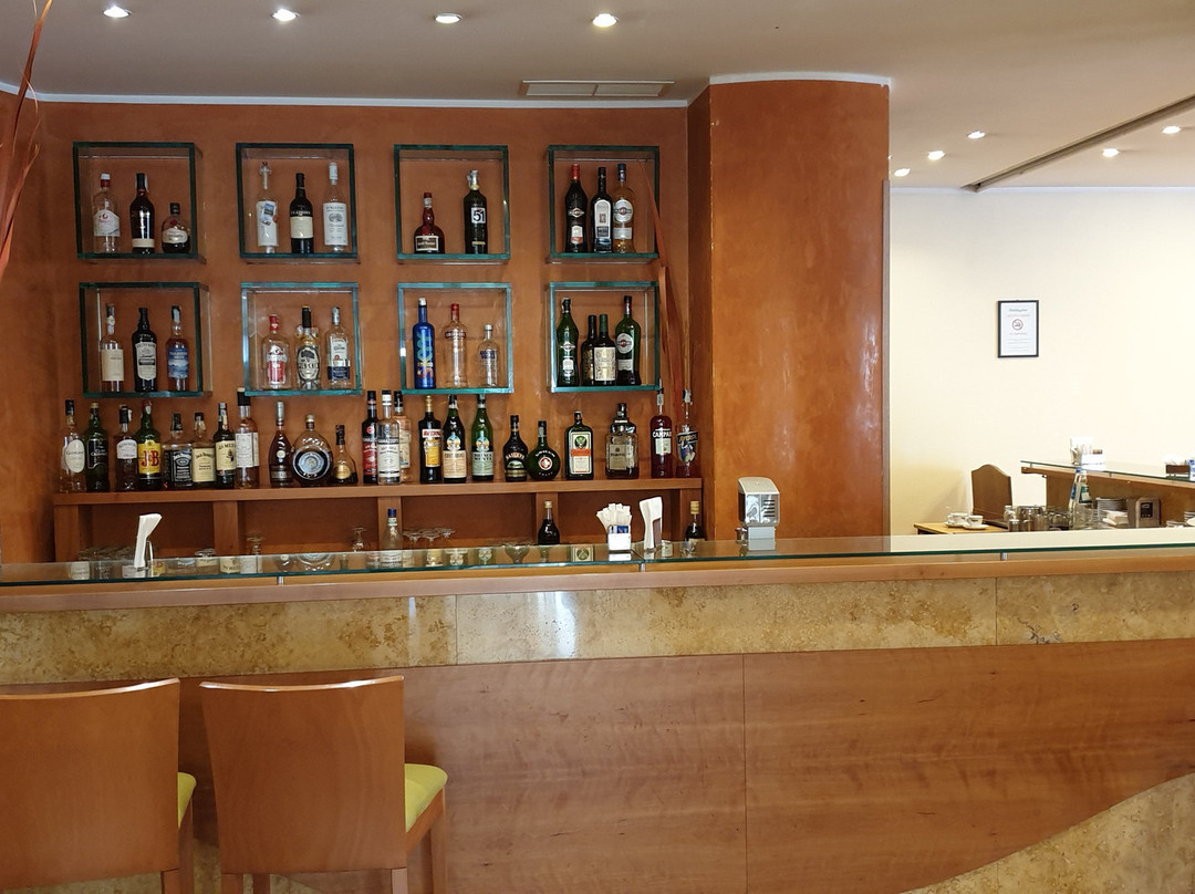 卡利亚里假日酒店主图