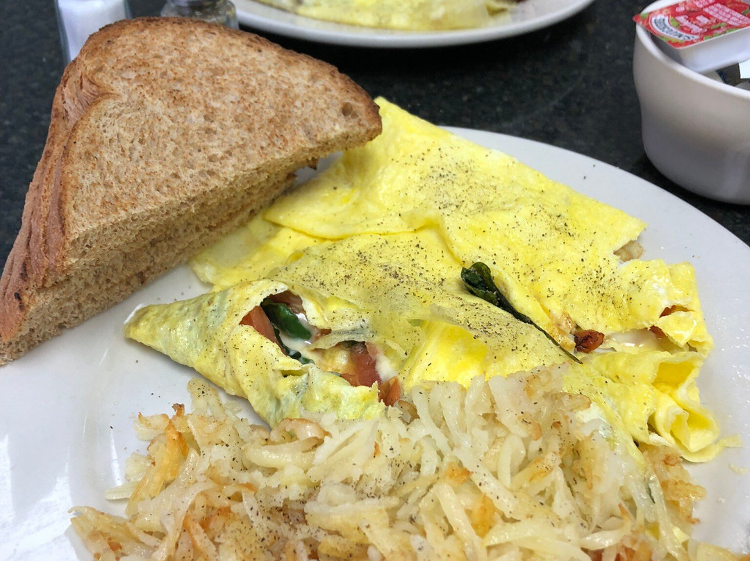 Quinns Breakfast And Lunch