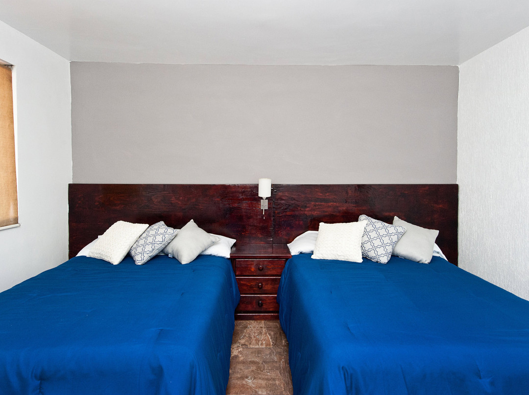 Econosuites Monterrey主图