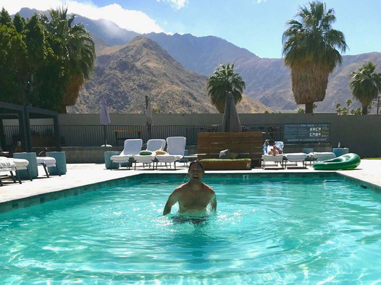 棕榈泉梦露酒店主图