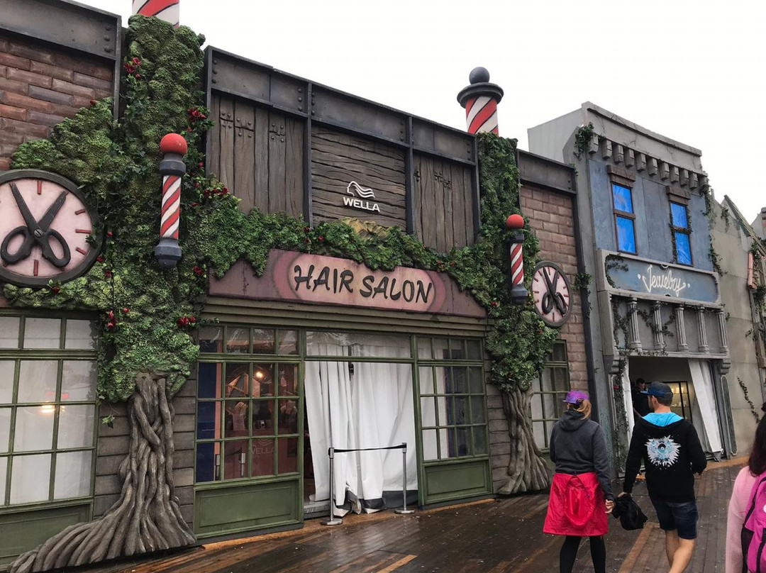 Tomorrowland Garden Camping
