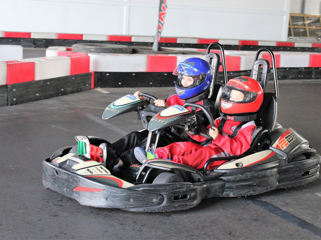 Indoor Go-Carting Center RUMOS-Sport景点图片
