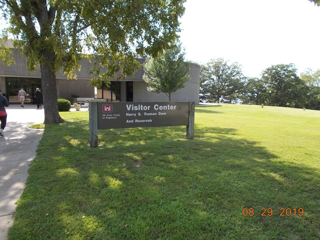 Truman Dam / Visitors Center景点图片