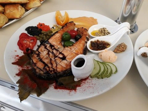 Ozurgeti餐馆和美食-Restaurant National