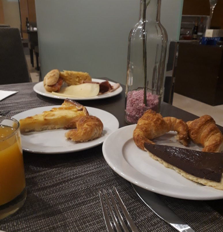 泽尼特莱里达酒店主图