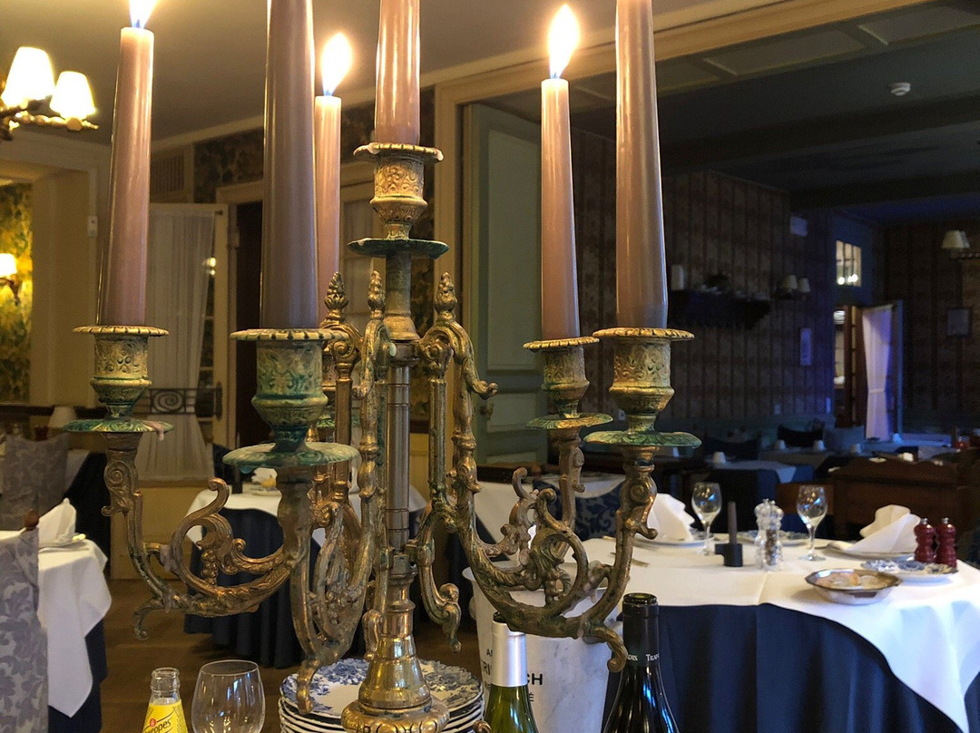 Royal Hotel-Restaurant Bonhomme主图