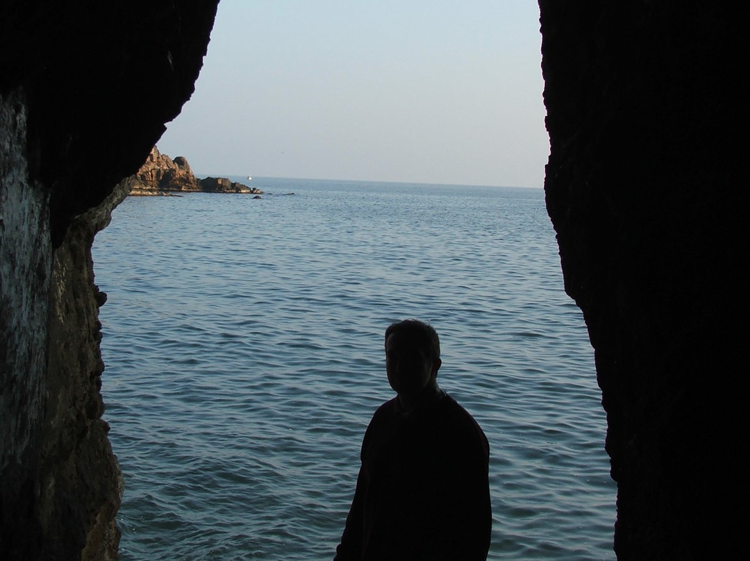 Old Water Supply Entrance Of Las Salinas-穆尔西亚马萨龙港必去景点