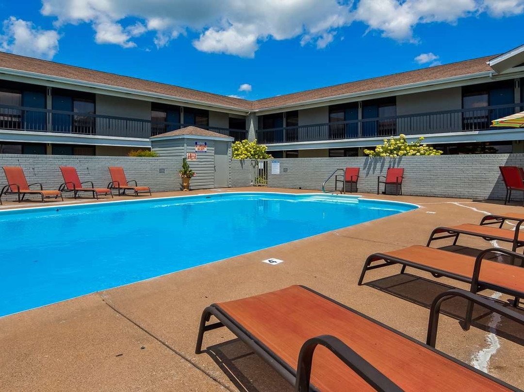 Best Western University Inn主图