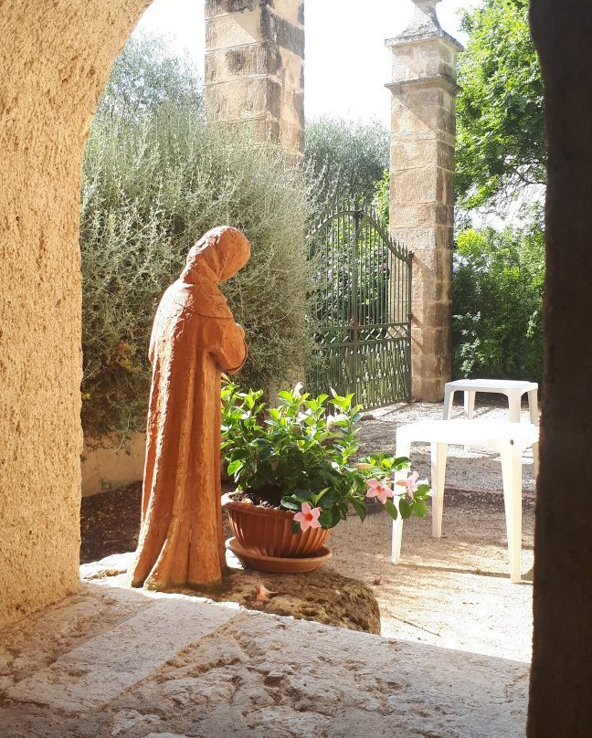 Abbaye Sainte Marie de Boulaur景点图片