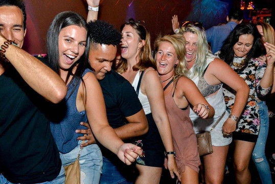 PUB CRAWL MADRID-马德里必去景点