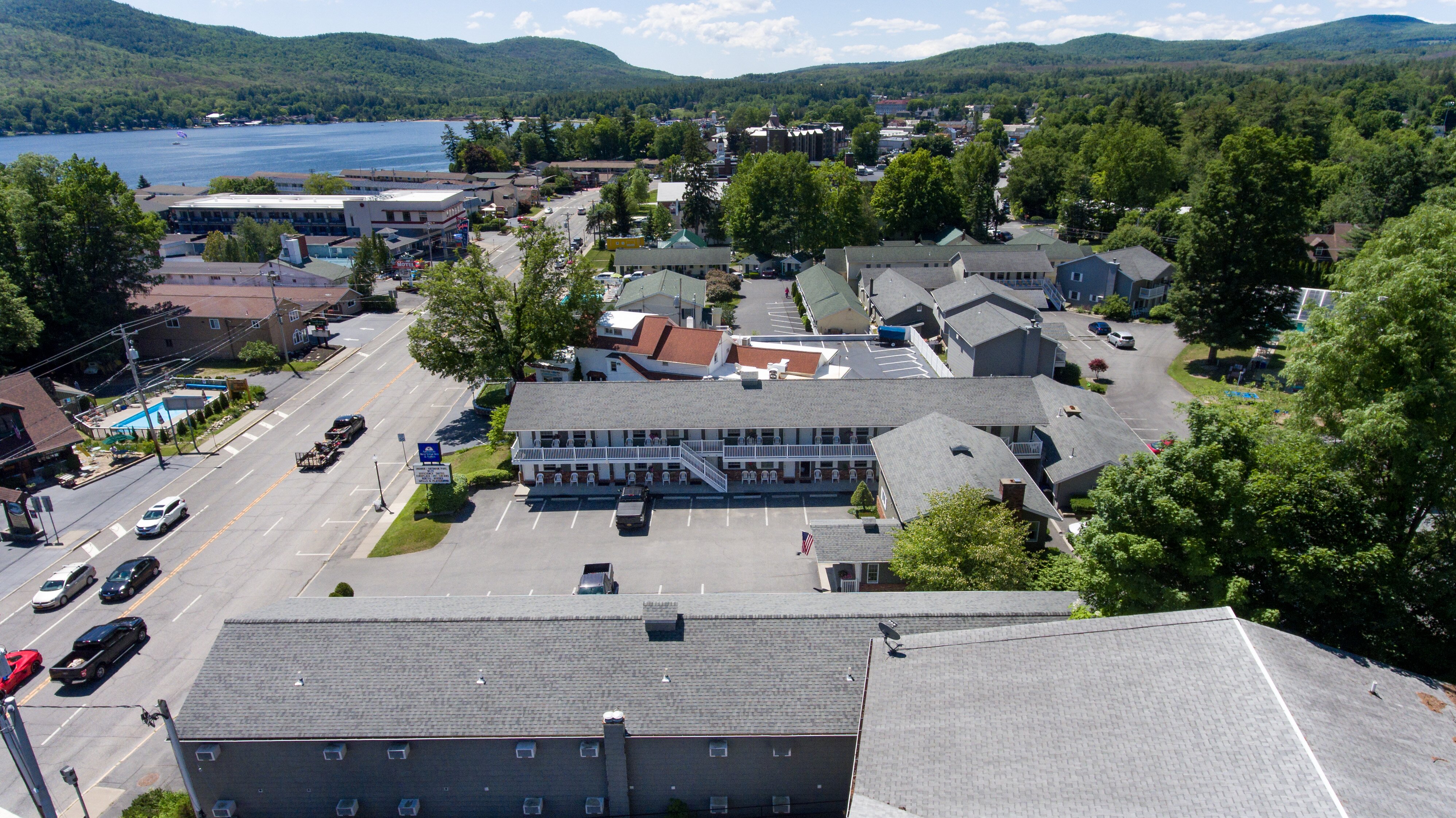 Americas Best Value Inn & Suites Lake George-浴室