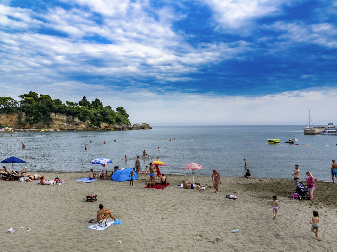 Small Beach-乌尔齐尼必去景点