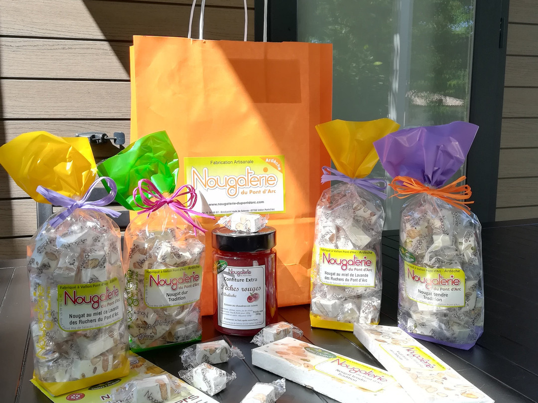Nougaterie du Pont d'Arc-瓦隆蓬达尔克必去景点
