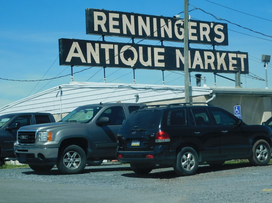 Renningers Antique Market景点图片