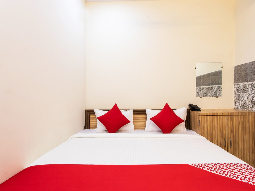 Hotel O Tower Chowk Freeganj主图