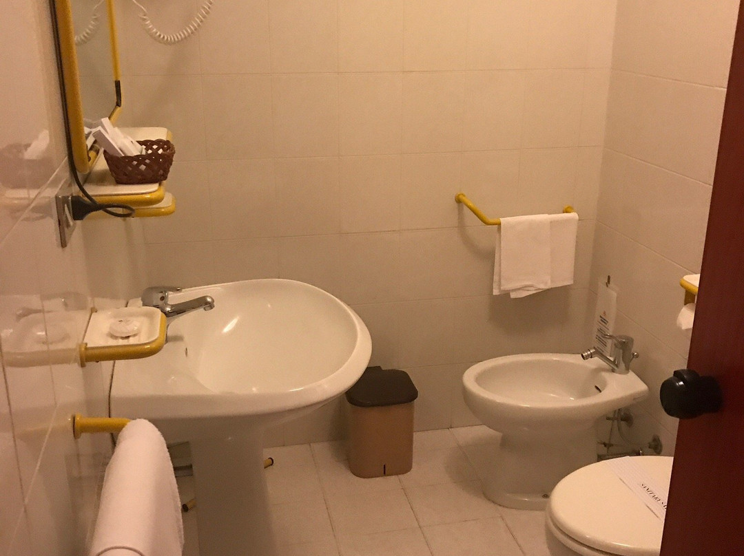 昆德利佛利欧酒店主图