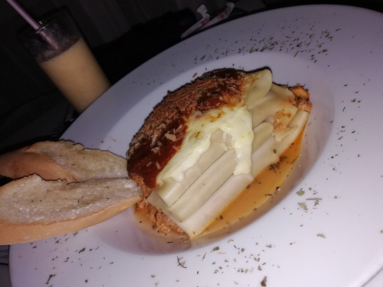 Urbano Bar Restaurante-卡利必去景点