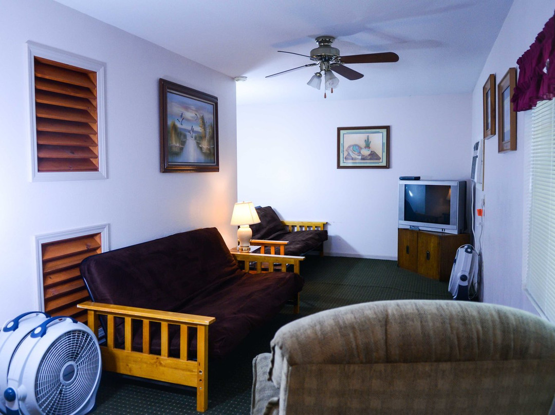 Crooked Hook Resort主图