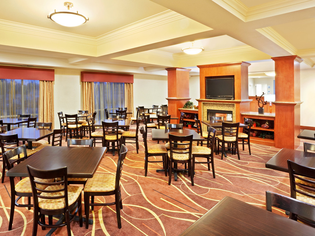 Holiday Inn Express & Suites Chehalis-centralia By IHG主图