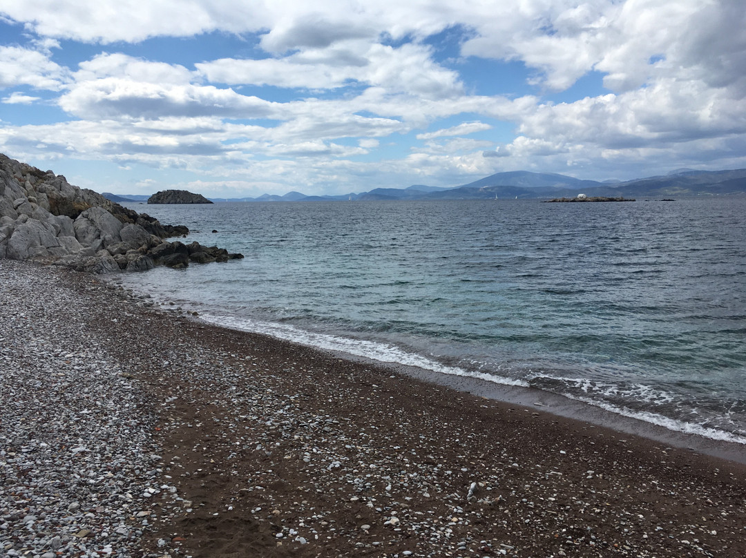 Mikro Kamini-Hydra必去景点