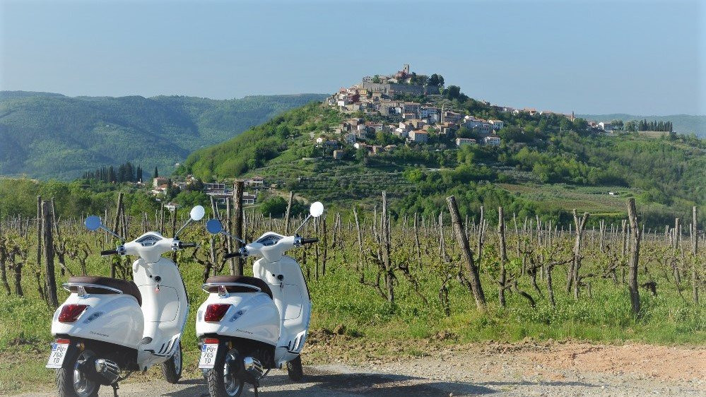 Vespa Tour Istria - Montona Tours-Motovun必去景点