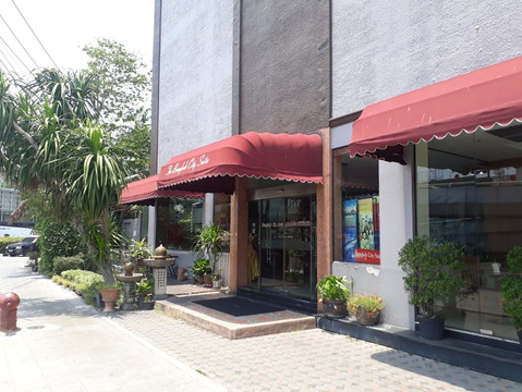 曼谷城市套房酒店主图