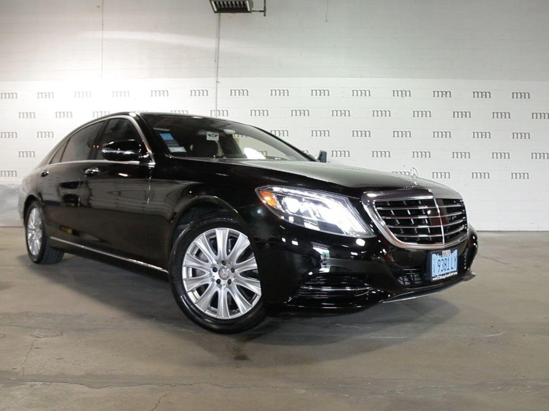 M&M Limousine &  Bus Service-德斯普兰斯必去景点