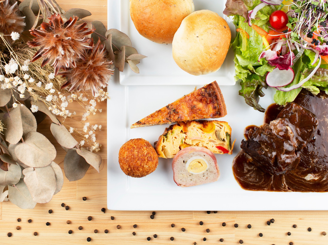 立川ワシントンホテル カフェ ド パリ