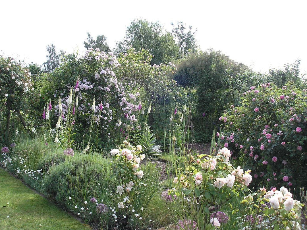 The Dower House Garden at Morville景点图片