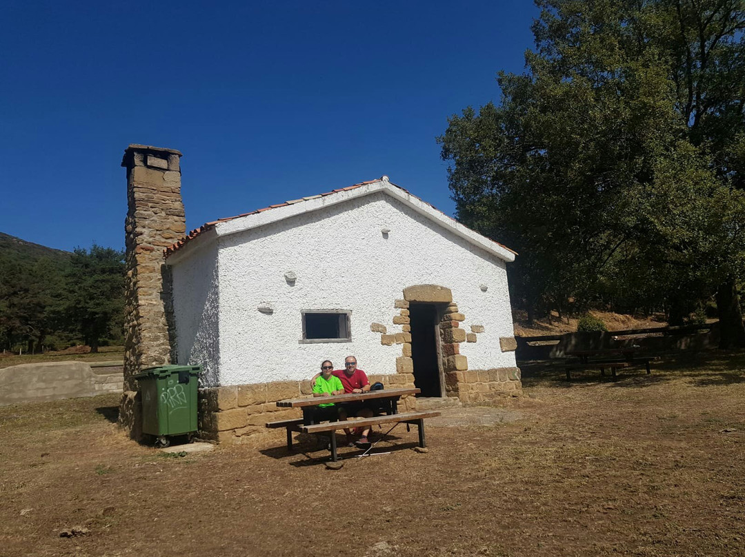 Refugio L'artica-Luesia必去景点