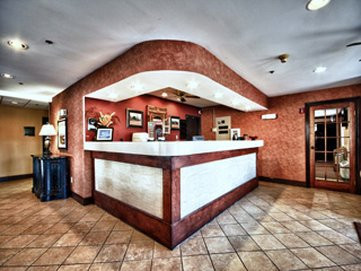 Christopher Inn & Suites主图