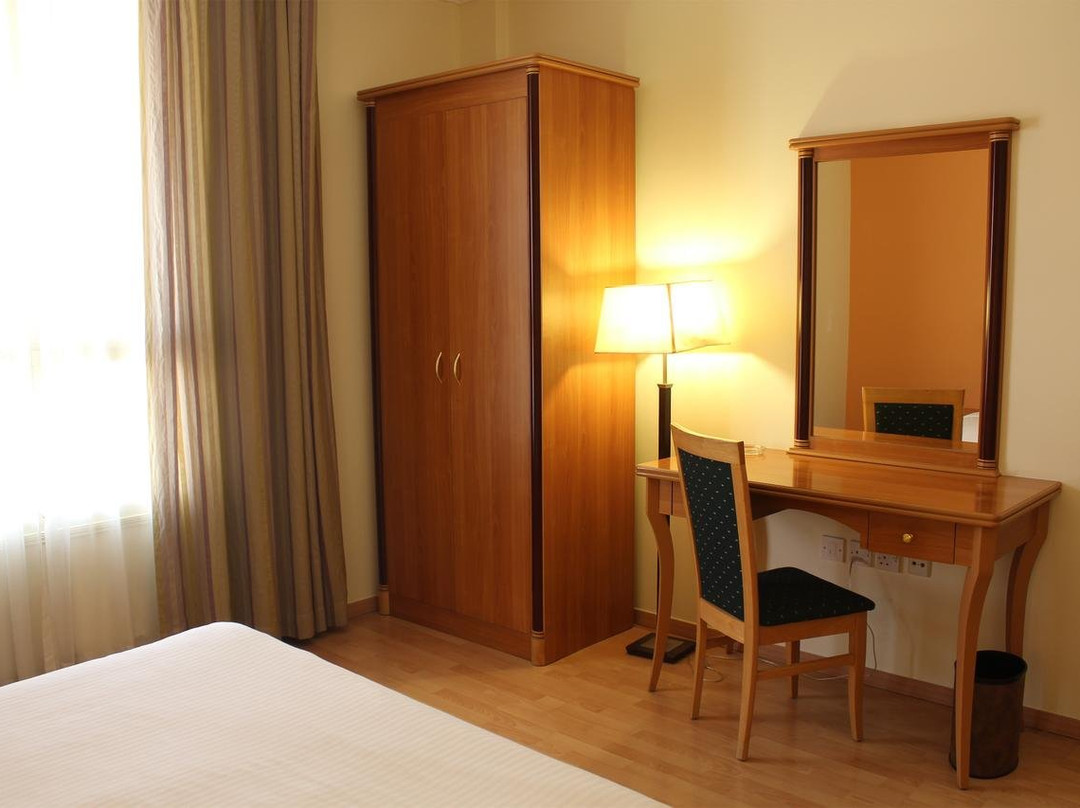 Le Royal Express Salmiya主图