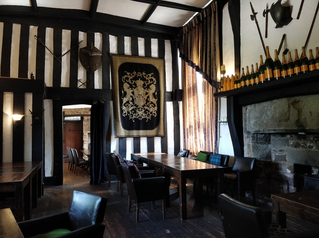 The Old Court Hotel主图