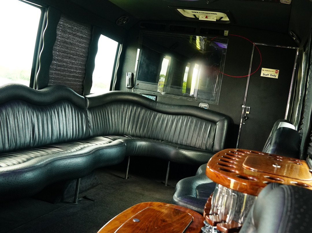 Fly Limousine Services景点图片
