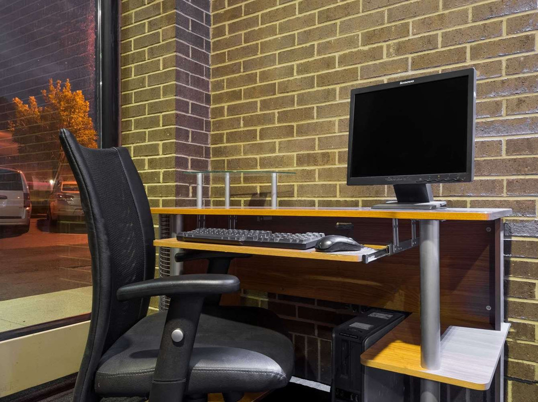 Super 8 by Wyndham Miamisburg Dayton S Area OH主图