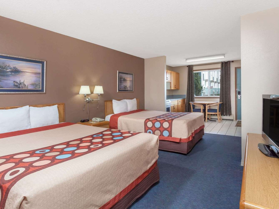 Super 8 by Wyndham Medicine Hat AB主图