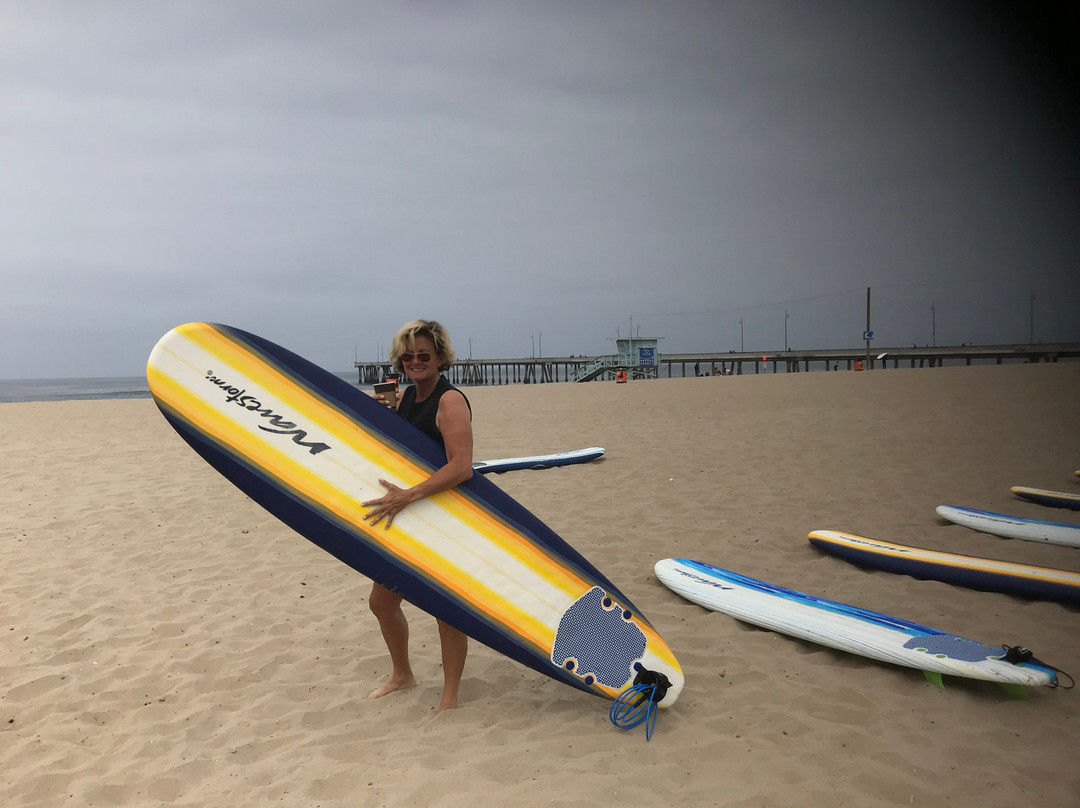 冲浪学校-洛杉矶必去景点