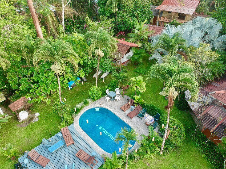 Chalet Hibiscus主图